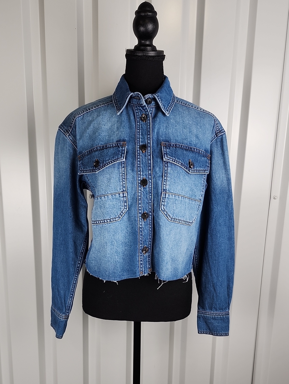 ME+EM Cut-off Denim Shirt Blue Cropped Womens Sz 0 NWT Boxy Preppy Raw Hem Roomy